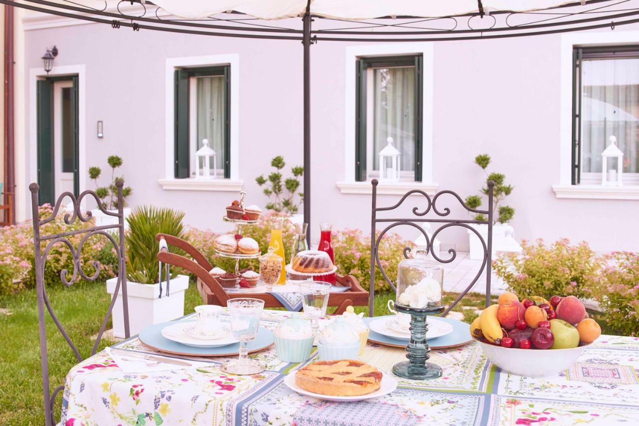 B&B Le Tre Corti เตรวิโซ ภายนอก รูปภาพ