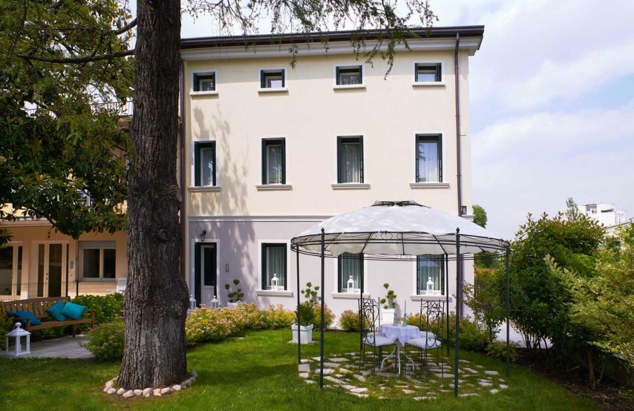 B&B Le Tre Corti เตรวิโซ ภายนอก รูปภาพ