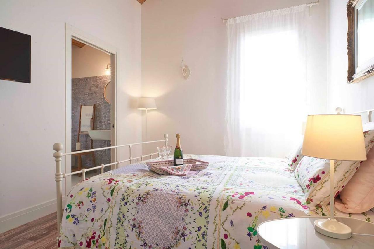 B&B Le Tre Corti เตรวิโซ ภายนอก รูปภาพ